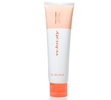 «Велосити» — очищающее средство «3 в 1» Velocity® Facial Cleanser, 145 ml Жидкий пенящийся гель с бесцветными гранулами, которые содержат карнаубский воск, витамин А и салициловую кислоту. Глубоко очищает кожу от загрязнений и излишков жира, тонизирует и освежает кожу, а также благодаря специальным отшелушивающим ингредиентам, делает кожу гладкой. 